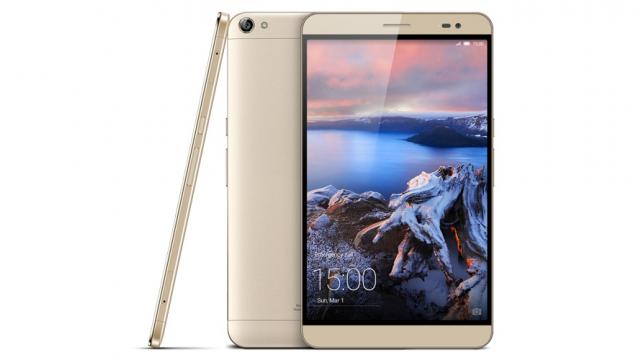 <b>MWC 2015: Huawei lansează MediaPad X2, mega telefonul de 7 inch, cu Lollipop şi cameră de 13 MP</b>Huawei a anunţat la MWC 2015 o nouă generaţie de telefon cu ecran de 7 inch din gama MediaPad. E vorba despre MediaPad X2, un phablet XXL, care poate fi considerat şi o tabletă, av&acirc;nd &icirc;n vedere diagonala. &nbsp; Terminalul aduce ca design...