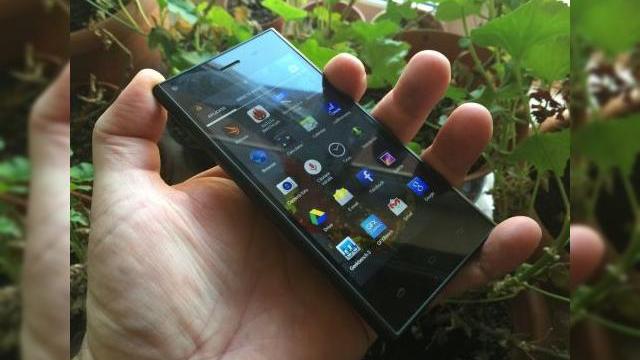 <b>Evolio Neos, păreri despre device și comportamentul său după o perioadă mai îndelungată de utilizare</b>La sfârșitul lunii decembrie, imediat după ce colegul meu Alex termina recenzia smartphone-ului Evolio Neos, am luat în primire device-ul pentru a-l testa pe o perioadă îndelungată de timp, mai precis pentru aproximativ 3 luni....