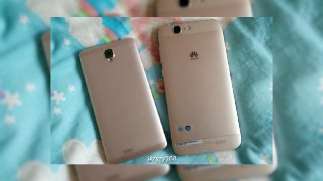 <b>Huawei Mate7 Mini se afișează în imagini live; primim o zonă touch cu senzor de amprente pe spatele carcasei</b>Un phablet de top ce a fost dezvăluit anul trecut de către chinezii de la Huawei a fost și modelul Mate7, device de 6 inch ce sosea cu senzor de amprente și un design foarte atrăgător. Din c&acirc;te descoperim astăzi, se pare că Huawei...