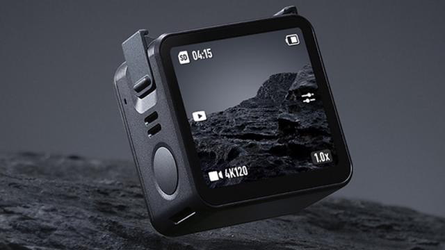 <b>DJI Osmo Nano: Cameră de acțiune modulară ultra-compactă, dezvăluită înainte de lansare oficială</b>DJI se pregătește să revină în forță pe piața camerelor de acțiune cu un nou model revoluționar: Osmo Nano. Această cameră modulară de dimensiuni reduse a apărut recent în documentele Comisiei Federale pentru Comunicații (FCC) 