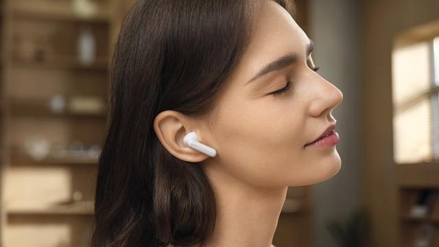 <b>Huawei FreeBuds SE 4 anunţate oficial: primul SE de la Huawei cu anulare activă de zgomot</b>Huawei FreeBuds SE 4 tocmai a debutat şi avem de-a face cu prima pereche de căşti din gama SE, care aduce suport pentru ANC. Aceste căşti wireless aduc anulare activă multi-modală a zgomotului.