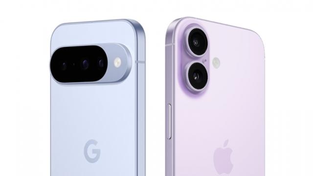 <b>Ce să cumpăr? Pixel 10 versus iPhone 17 în războiul specificaţiilor şi costurilor</b>Pe 9 septembrie Apple a prezentat seria iPhone 17, terminând oficial cu flagship-urile dezvăluite în anul 2025. Orice apare de acum încolo e surpriză, limitat la China şi probabil vine la noi în 2026. Am decis să facem un material comparativ