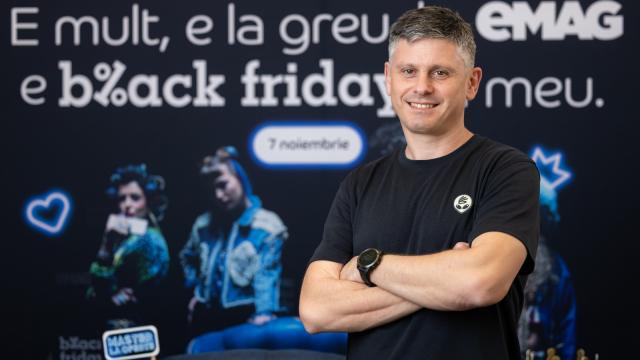 <b>Abonamentul Genius prinde viteză înainte de Black Friday; vârf de 5.000 de activări într-o oră</b>eMAG raportează un nou record de activări pentru serviciul Genius, cu 5.000 de abonamente activate într-o singură oră, chiar înainte de lansarea campaniei de Black Friday, programată pentru 7 noiembrie. Potrivit informațiilor furnizate de companie