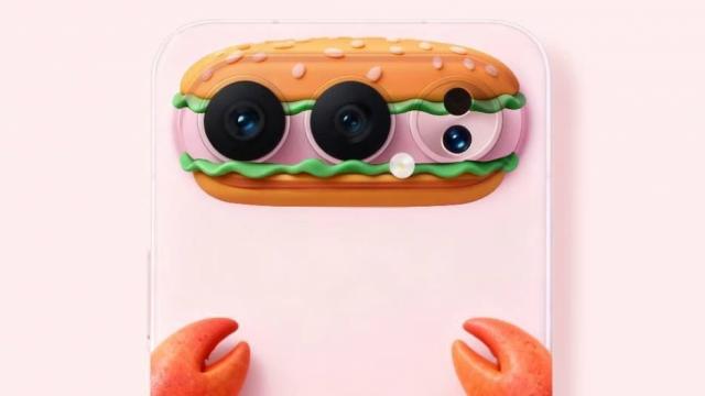 <b>Reușește Honor 500 Pro să livreze o cameră de top în zona mid-range? Iată cum arată dotările sale foto</b>Au trecut doar câteva zile de la apariția primelor imagini oficiale cu Honor 500 Pro și de atunci tot primi noi și noi leak-uri zi de zi. Ieri de exemplu am descoperim cum arată lista sa de dotări hardware și ne fascina bateria de 8000 mAh