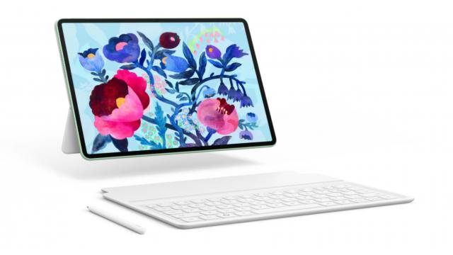 <b>Huawei lansează global MatePad 11.5S 2026 şi avem şi preţ pentru tableta cu ecran de 144 Hz</b>Pe lângă Huawei Mate X7 şi căştile FreeClip 2, Huawei va mai aduce la nivel global şi tableta Huawei MatePad 11.5S 2026. Va avea ecran PaperMatte, dar şi refresh rate de 144 Hz şi preţul său tocmai a apărut online.