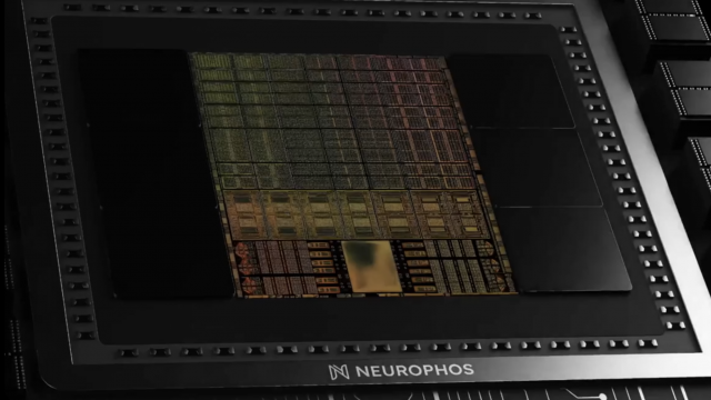 <b>Bill Gates vrea să încalce Legea lui Moore cu o nouă companie de cipuri pe bază de lumină</b>Bill Gates nu mai e ceva vreme la Microsoft, dar e implicat într-o sumedenie de startup-uri, printre care şi Neurophos, care tocmai a primit o rundă serioasă de finanţare. E vorba despre 110 milioane de dolari, iar ţinta este