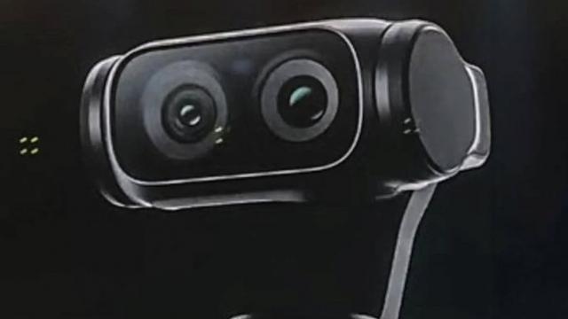 <b>Insta360 Luna este o cameră compactă cu două obiective și zoom optic, tocmai a ajuns pe web</b>Insta360 pregătește o nouă cameră de buzunar dedicată vlogging-ului, potrivit unor detalii apărute înainte de lansare și unor documente de brevet. CEO-ul companiei, Liu Jingkang, a declarat la conferința anuală că produsul va fi lansat