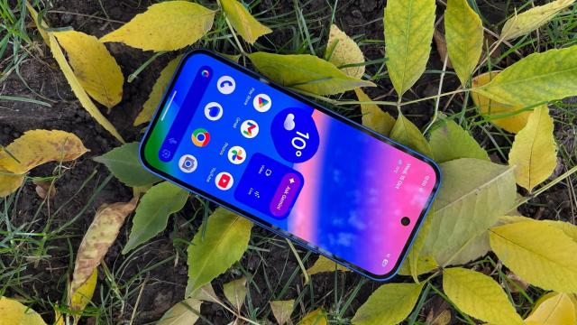 <b>Google lansează Pixel Feature Drop din martie 2026: Funcții AI noi prin Gemini, Circle to Search și personalizare extinsă pe telefoanele Pixel</b>Actualizarea Pixel Feature Drop din martie 2026 începe să ajungă pe telefoanele Pixel. Acest update trimestrial aduce o serie de funcții noi bazate pe AI, îmbunătățiri pentru Gemini și câteva schimbări interesante în interfață. Pachetul face parte