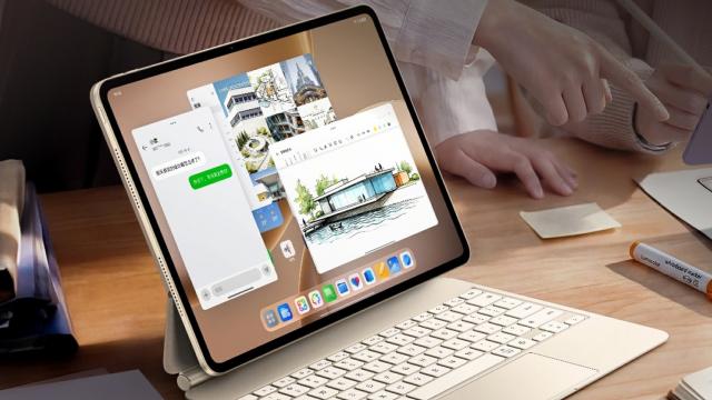 <b>Tabletă de top de la OPPO? Noul model Pad 5 Pro aduce procesor Snapdragon 8 Elite Gen 5, display de 13.2 inch, baterie de peste 13.000 mAh</b>OPPO a prezentat în China o mulțime de produse alături de cameraphone-ul Find X9 Ultra. Pe lângă telefoanele Find X9s și X9s Pro, sosește și o tabletă premium cu display generos. Vorbim despre OPPO Pad 5 Pro, device poziționat ca vârf de gamă ce vine
