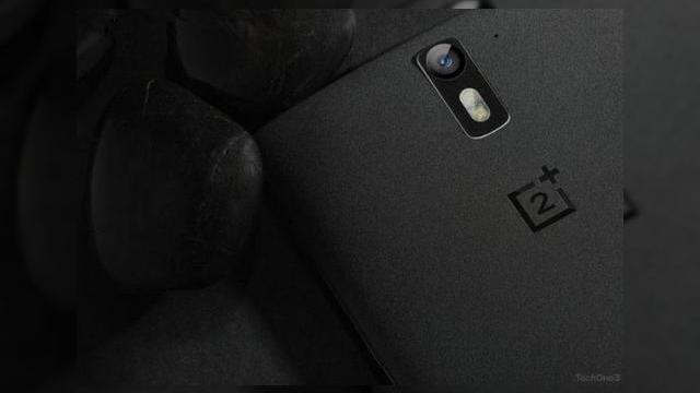 <b>OnePlus Two ar putea debuta împreună cu un smartphone OnePlus mai accesibil în acest an</b>OnePlus One a fost unul dintre cele mai atractive telefoane în 2014, deci nu e de mirare că aşteptăm cu nerăbdare sosirea lui OnePlus 2. Se pare că pe lângă acest model, care ar putea avea un preţ ceva mai potrivit cu dotările sale,...