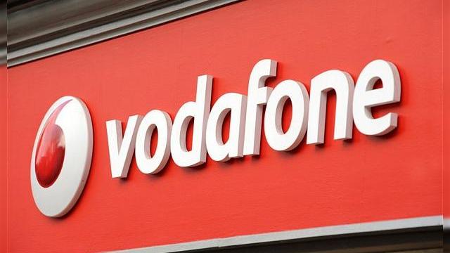 <b>Vodafone dă în judecată ANCOM ca urmare a nerespectării spectrului radio achiziționat în 2012</b>Din c&acirc;te aflăm astăzi prin intermediul unui raport al celor de la ZF.ro, Vodafone, al doilea jucător de pe piața locală de telefonie mobilă, a dat &icirc;n judecată &icirc;n cursul zilei de ieri ANCOM (Autoritatea Națională de Reglementare...