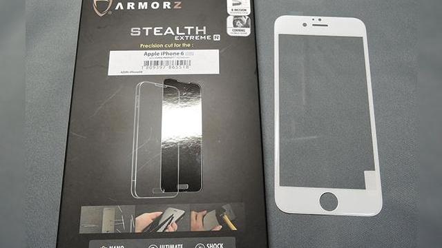 <b>Gata cu bulele de aer şi dezlipirea foliilor de pe telefoanele cu margini curbate! Soluţia vine de la Armorz (Video)</b>De aproximativ unul sau doi ani sunt la modă telefoanele cu margini curbate, ceea ce presupune comfort sporit &icirc;n m&acirc;na utilizatorului, dar şi unele probleme c&acirc;nd vine vorba de utilizarea unei folii frontale. Ei bine, cei de la Armorz au...