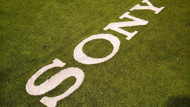 <b>Sony creşte predicţiile de profit pentru anul fiscal 2015 la 2.5 miliarde de dolari</b>Sony şi-a crescut estimările cu privire la profitul sau operaţional pe anul fiscal 2015, suma ajung&acirc;nd la 300 de miliarde de yeni, ceea ce &icirc;nseamnă 2.52 miliarde de dolari. Suma este de 4 ori mai mare dec&acirc;t estimarea precedentă,...