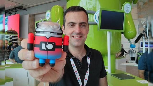 <b>Hugo Barra şi Xiaomi sunt împotriva cardurilor MicroSD pe terminalele lor</b>Hugo Barra este carismaticul fost oficial Google care acum lucrează pentru Xiaomi şi tine nişte prezentări excelente la lansările acestei firme. Ei bine, cu ocazia debutului telefonului Mi 4i &icirc;n Hong Kong, Barra s-a declarat &icirc;mpotriva...