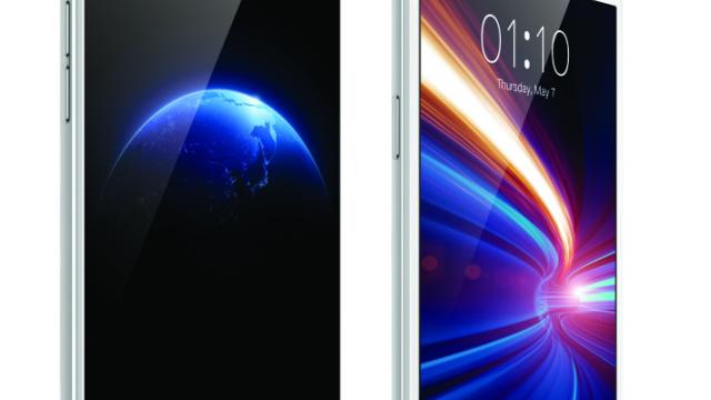 <b>Iată imagini şi un clip oficial promoţional cu Oppo R7 şi R7 Plus: design slim, funcţii foto high end şi emoţie (Video)</b>Vedem pe măsură ce trece timpul cum firmele din China evoluează şi ajung de la postari pe Weibo la teasere ceva mai complexe pentru terminalele viitoare. Oppo spre exemplu a apelat la clipul de mai jos pentru a prefaţa sosirea telefoanelor Oppo R7...