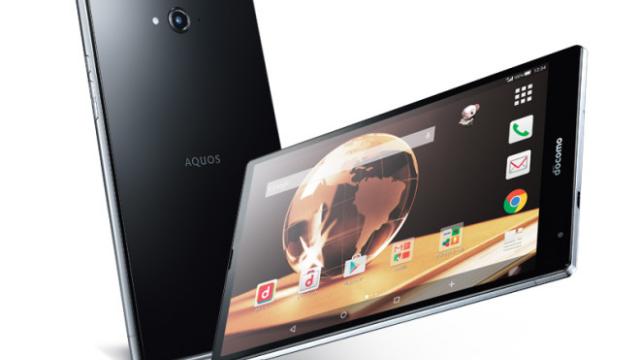 <b>Sharp Aquos Pad SH-05G anunțată în Japonia de către operatorul DoCoMo</b>Acum c&acirc;teva zile, operatorul mobile DoCoMo a anunțat o serie de noi produse ce vor fi comercializate din această vară, printre acestea număr&acirc;ndu-se at&acirc;t smartphone-uri c&acirc;t și tabletă. O tabletă anunțată &icirc;n aceeași...