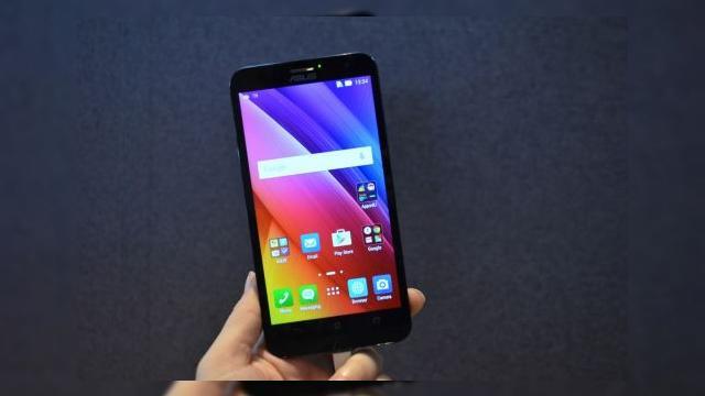 <b>Computex 2015: Asus lansează modele ZenFone 2 de 5, 5.5 și 6 inch cu procesoare Snapdragon și telemetru laser la bord</b>Pe l&acirc;ngă modelul ZenFone Selfie, &icirc;n cadrul Computex cei de la Asus au dezvăluit și noi versiuni ale smartphone-ului ZenFone 2 ce sosesc de această dată cu procesoare Qualcomm Snapdragon și telemetru laser la bord. Printre acestea avem...