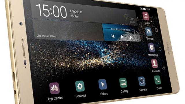 <b>Huawei P8 Max, phablet-ul de 6.8 inch, ar putea fi la fel de scump ca și Apple iPhone 6</b>&Icirc;n luna martie a acestui an, producătorul chinez Huawei lansa nu unul, ci trei noi terminale din gama P, mai precis versiunile P8, P8 Lite și P8 Max. Dacă primele două device-uri amintite sunt deja disponibile pe piață, pentru P8 Max doritorii...