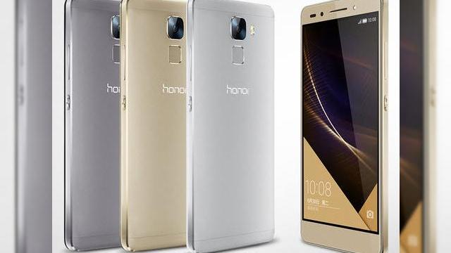 <b>Huawei anunţă numărul oficial de precomenzi pentru modelul Honor 7: 9 milioane de unităţi în doar o săptămână</b>Huawei e pe cai mari după anunţul celui mai nou produs al său, astfel că aflăm şi numărul de precomenzi &icirc;nregistrate de Honor 7 &icirc;n China. Se pare că terminalul ar fi primit 9 milioane de precomenzi &icirc;n doar o săptăm&acirc;nă...