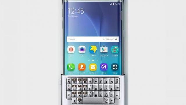 <b>Samsung Galaxy S6 Edge Plus ar putea primi un accesoriu special frontal cu o tastatură QWERTY inclusă</b>Chiar dacă e weekend, zvonacul @evleaks e la treabă, postând pe Twitter o nouă fotografie cu Samsung Galaxy S6 Edge Plus, care înfăţişează şi un accesoriu care va veni cu acest terminal. E vorba despre un soi de capac special frontal,...