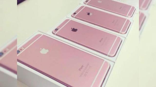 <b>iPhone 6s și 6s Plus în varianta roz ar putea fi reale până la urmă; iată fotografii cu cele două modele</b>Sosit acum c&acirc;teva luni doar ca un zvon, s-ar părea ca Apple ne pregătește &icirc;ntr-adevăr un iPhone 6s / 6s Plus de culoare roz. Acest detaliu ne este dezvăluit prin intermediul unor fotografii ajunse pe web chiar astăzi, materiale ce pot fi...