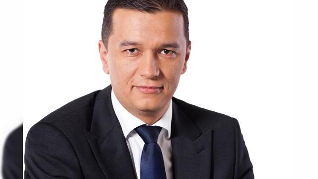 <b>Ministerul Societăţii Informaţionale răspunde acuzaţiilor şefului Telekom de birocraţie, incompetenţă şi inerţie a autorităţilor</b>Zilele trecute scriam despre declaraţiile şefului Telekom Romania, cu privire la piaţa prepay,&nbsp;ineficienta autorităţilor şi modalitatea &icirc;n care RCS & RDS se extinde &icirc;n zona serviciilor de furnizare a energiei electrice. Tot atunci...