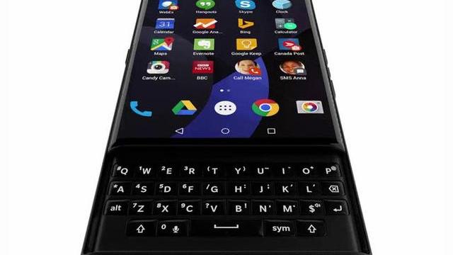 <b>BlackBerry Venice scapă din nou pe web, de această dată într-un GIF postat de @evleaks; Acesta scoate în evidenţă tastatura glisantă</b>BlackBerry Passport a apărut de nicăieri anul trecut, dovedind că firma canadiană &icirc;ncă se pricepe la realizarea de terminale inedite şi de calitate. Şi BlackBerry Venice se anunţă cu aceeaşi partitura, scăpările şi zvonurile despre el...