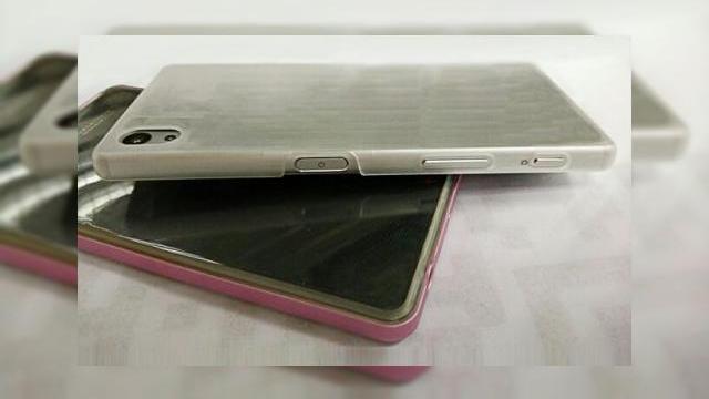 <b>Fotografii cu macheta lui Sony Xperia Z5 ne oferă o privire mai detaliată asupra design-ului adus de japonezi</b>IFA 2015 ar putea fi și locul &icirc;n care Sony Xperia Z5&nbsp;va&nbsp;debuta oficial. Și acesta nu va sosi singur, ci alături de modele ca Xperia Z5 Compact, respectiv Xperia Z5 Ultra, un phablet care aparent va adopta un panou cu rezoluție 4K Ultra...