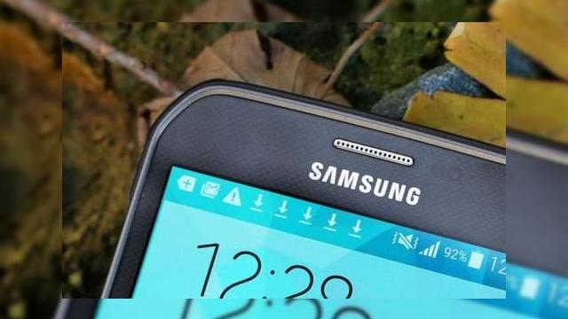 <b>Samsung Galaxy Mega On şi Grand On îşi dezvăluie specificaţiile midrange</b>Samsung ar pregăti &icirc;ncă două modele de telefoane midrange pentru perioada următoare, se pare, mai ales dacă ne luăm după cea mai nouă scăpare, detaliată &icirc;n r&acirc;ndurile următoare. Se pare că noile modele se numesc Galaxy Grand...