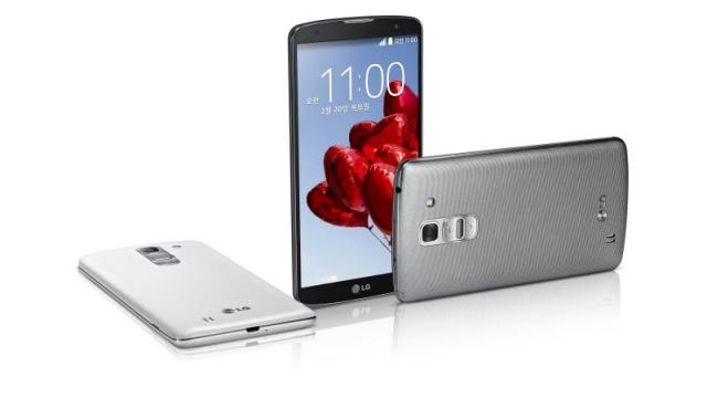 <b>Viitorul flagship de toamnă de la LG ar putea veni cu o cameră duală deosebită</b>Aflam cu c&acirc;teva zile &icirc;n urmă că acel telefon special flagship al celor de la LG, programat pentru aceasta toamnă nu va avea totuşi dotări extrem de high end. El nu va nici un model "super premium", cu carcasa metalică, după cum...