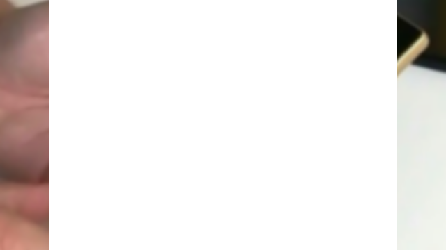 <b>Sony Xperia Z5 apare într-o nouă imagine şi se confirmă iarăşi existenţa lui Xperia Z5 Premium</b>Cu c&acirc;teva zile &icirc;n urma eram şocaţi de scăparea celor de la Sony Georgia, care nu se fereau să posteze pe reţelele de socializare specificaţiile celor 3 terminale din seria Xperia Z5. E vorba despre Sony Xperia Z5, Xperia Z5 Compact şi...