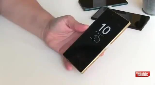 <b>Sony Xperia Z5 primeşte un scurt clip hands-on, în care este menţionat şi un ecran 4K (Video)</b>Suntem la doar 2 zile distanţă de evenimentul Sony de la IFA 2015, acolo unde vom vedea terminalele din seria Xperia Z5. &Icirc;ntre timp au apărut şi scăpări de ultim moment şi pe l&acirc;ngă randari şi imagini hands on, avem şi un clip scurt...