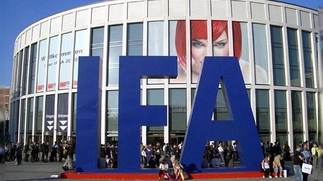 <b>IFA 2015: Orarul lansărilor de azi; Acer şi ASUS deschid balul, urmate de Huawei, Sony şi Samsung</b>Deşi oficial IFA 2015 debutează pe 4 septembrie, azi pe 2 septembrie avem c&acirc;teva conferinţe de presă importante, organizate de marile companii tech ce participa la showul din Berlin. Vom vedea azi &icirc;n sf&acirc;rşit cum arată terminalele...