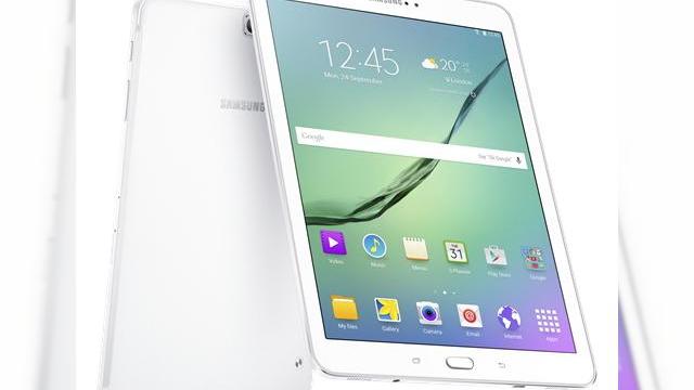 <b>Samsung aduce tabletele Galaxy Tab S2 8.0 și Tab S2 9.7 în România; disponibile de astăzi în magazinele partenerilor</b>&Icirc;n cadrul unui eveniment ce a avut loc &icirc;n această dimineață, Samsung Rom&acirc;nia a dezvăluit lansarea pe plan local a tabletelor Galaxy Tab S2, device-uri high-end ce vin &icirc;n variante de 8 și 9.7 inch dotate fie doar cu...