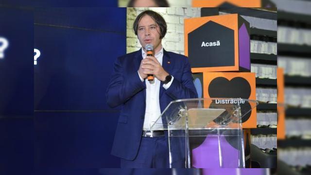 <b>Orange România își schimbă strategia de servicii; noi abonamente, beneficii, dar și modalități interesante de achiziție a smartphone-urilor</b>&Icirc;n cadrul unui eveniment ce a avut loc astăzi &icirc;n București, Orange Rom&acirc;nia a ținut să &icirc;și prezinte noua strategie de servicii, o nouă promisiune ce se bazează &icirc;n special pe nevoile principale ale clienților. Ce...