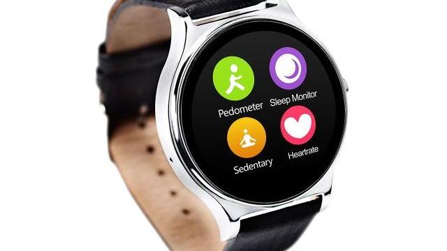 <b>Evolio anunţă x-Watch, un nou smartwatch cu brand românesc și finisaj premium</b>Evolio a anunţat astăzi primul smartwatch sub brand rom&acirc;nesc, modelul x-Watch, pe care &icirc;l puteţi vedea mai jos. El aduce finisaje premium, un design compact şi are un preţ foarte accesibil. &nbsp; Ceasul vine cu un ecran IPS de 1.22 inch,...