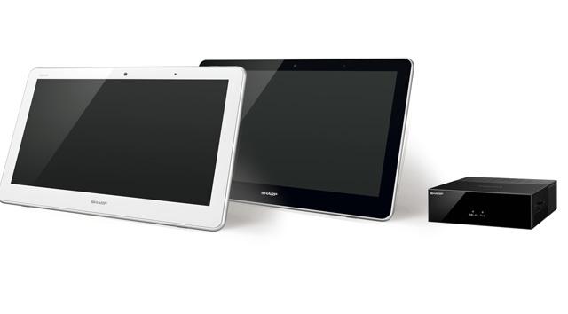 <b>Sharp anunţă tableta Aquos Famiredo, un dispozitiv cu ecran de 15.6 inch destinat utilizării la interior</b>După ce am văzut că Apple a trecut la o diagonală de 12.9 inch &icirc;n zona tabletelor şi se discută despre o tabletă Samsung cu o diagonală şi mai mare, nu ne surprinde să aflăm că Sharp a lansat o tabletă cu ecran de 15.6 inch. Pe numele...