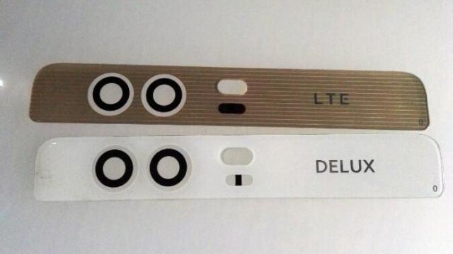 <b>Huawei P9 ar putea veni cu o cameră duală în spate, conform unei imagini de pe Twitter cu spatele handsetului</b>&Icirc;nainte să se lanseze iPhone 6s abundau zvonurile că terminalul va aduce o cameră duala &icirc;n spate. Acum Galaxy S7 e asociat cu o cameră de acest gen, iar Huawei P9 primeşte şi el o cameră duala &icirc;n spate, conform unor scăpări noi....