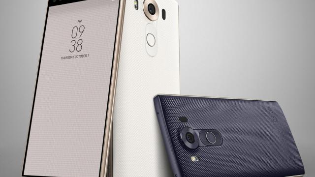 <b>LG V10 disponibil spre vânzare de pe 8 octombrie în Coreea de Sud, la preţul de 683 dolari</b>Faimosul telefon cu ecran secundar deasupra celui principal, LG V10 va intra mâine în magazinele din Coreea de Sud. Terminalul va costa 683 de dolari (2.680 lei) şi a devenit popular prin funcţiile sale inedite. Anunţat cu o...