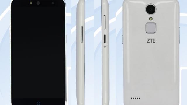 <b>ZTE C880 este un nou terminal entry-level cu scanner de amprente ce primește certificarea TENAA</b>Dacă anul trecut eram obișnuiți ca doar acele telefoane de top să fie dotate cu scanner de amprente, iată că acum &icirc;n 2015, astfel de module se regăsesc și pe smartphone-urile mai slab dotate cum este cazul lui ZTE C880. Device-ul &icirc;n...