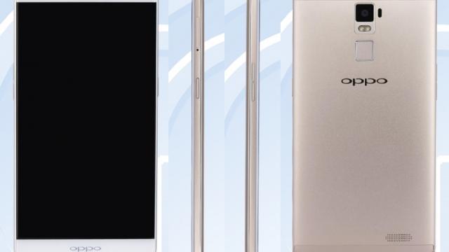<b>Oppo R7s Plus este certificat de TENAA; un nou phablet cu display de 6 inch</b>Deși Oppo R7s tocmai ce a fost lansat &icirc;n cursul zilei de luni, iată că producătorul chinez ne pregătește deja o nouă versiune a acestuia, mai precis una de 6 inch. Device-ul &icirc;n cauză numit R7s Plus tocmai ce a fost certificat de către...