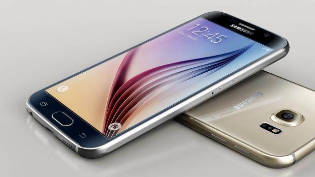 <b>Sfârșitul de săptămână vine cu reduceri speciale din partea QuickMobile; Galaxy S6 acum la 2.249 lei</b>Ne-am obișnuit ca &icirc;n fiecare zi de vineri să vedem ce ne-au pregătit cei de la QuickMobile pentru weekend-ul ce ne bate la ușă, Ne referim desigur la reduceri, acestea fiind și de această dată unele foarte atractive pentru clienți....