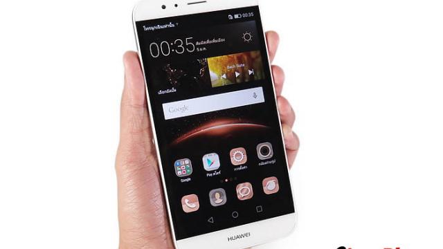 <b>Huawei G7 Plus primeşte o primă recenzie; Vedem şi mostre foto şi fotografii hands on cu phabletul metalic accesibil</b>Săptămâna trecută Huawei prezenta oficial noul său phablet, G7 Plus, care se remarca prin sasiul metalic si un preţ de doar 330 de dolari. Acest model a primit şi prima recenzie în Asia, ocazie cu care îl vedem şi în...