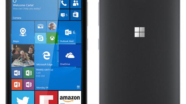 <b>Microsoft Lumia 650 îşi face apariţia într-o randare pe web, ar fi modelul cunoscut în trecut şi drept Saana</b>&Icirc;n ultimele luni a apărut &icirc;n cadrul zovnurilor legate de noi terminale Lumia un device cu nume de cod Saana. Nu ştiam prea multe despre el, p&acirc;nă azi, c&acirc;nd vedem o randare a acestui model şi aflăm că ar putea purta numele de...