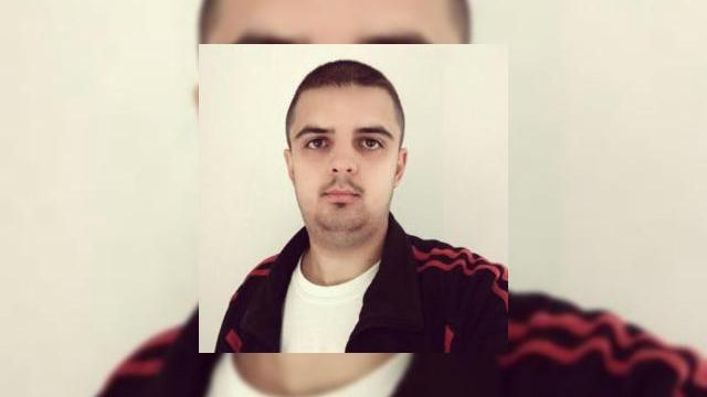 <b>Top 10 telefoane ale anului 2015 (Liviu Roşca); Iată opțiunile mele!</b>Anul 2015 se apropie de final cu paşi repezi, a fost unul &icirc;n care s-au lansat multe smartphone-uri performante şi vă spun sincer că mi-a fost destul de greu să fac un top 10 al smartphone-urilor lansate &icirc;n anul 2015. Topul este unul...