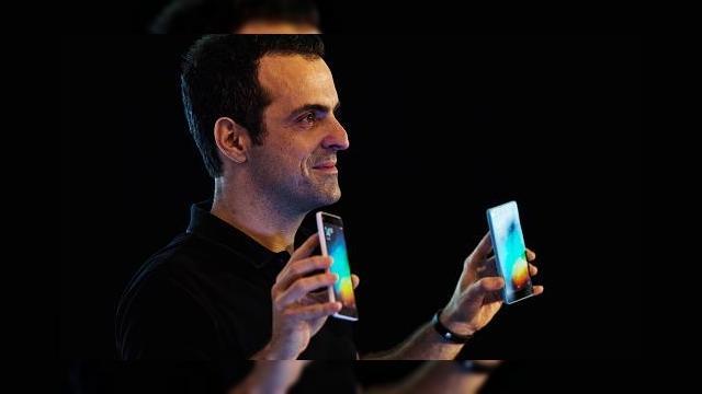<b>Oficialul Xiaomi, Hugo Barra discută despre extinderea spre Africa, produse VR şi altele; Aflăm că Xiaomi are 6.000 de brevete</b>Hugo Barra, vicepreşedinte de operaţiuni internaţionale la Xiaomi a acordat recent un interviu celor de la New York Times, &icirc;n care a discutat despre extinderea companiei. Barra pleca de la Google &icirc;n 2013 şi se alătura companiei chineze,...