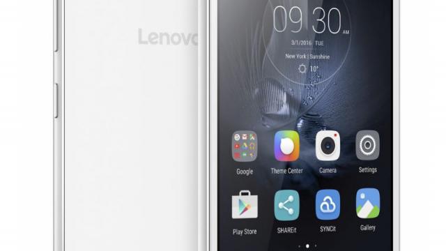 <b>CES 2016: Lenovo Vibe S1 Lite este prezentat în Las Vegas; telefon cu dotări mid-range și design atractiv</b>Lenovo pare a fi cel mai activ producător de la CES 2016, t&acirc;rg ce are loc zilele acestea &icirc;n Las Vegas. Cel mai recent produs anunțat de către compania chineză este smartphone-ul Vibe S1 Lite ce poate fi văzut &icirc;n imaginile de mai...