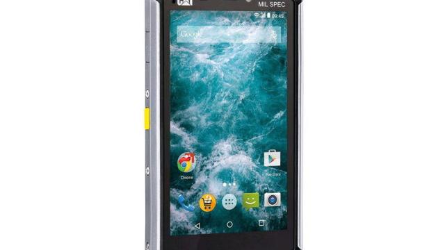 <b>CAT lansează telefonul S50C: ultrarezistent, cu dotări modeste şi Android</b>Brandul CAT e asociat cu produse din lumea construcţiilor, buldozere şi echipamente de şantier. Ei bine acest brand produce şi electronice, printre care şi smartphone-uri, precum modelul cel nou S50C, de mai jos. &nbsp; Terminalul e destinat...
