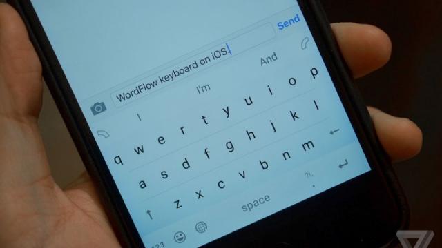 <b>Tastatura din Windows 10 Mobile va ajunge curând și pe iOS; software-ul vine cu un mod interesant de utilizare cu o singură mână</b>Tocmai ce vă vorbeam anterior despre dorința celor de la Samsung de a-și aduce aplicațiile pe iOS p&acirc;nă la sf&acirc;rșitul acestui an, un plan realizabil de altfel. Și Microsoft are &icirc;n vizor platforma utilizată de smartphone-urile și...