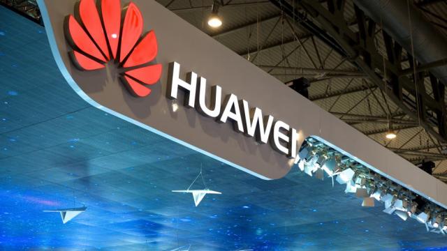 <b>Huawei va sosi la Mobile World Congress 2016 cu un device misterios; conferința de presă este programată pentru 21 februarie</b>Dacă &icirc;n cazul producătorilor LG, Samsung și HTC, știm la ce să ne așteptăm pentru show-ul Mobile World Congress, &icirc;n cazul Huawei avem parte de un val de mister. Compania de origine chineză tocmai ce a anunțat faptul că pregătește o...